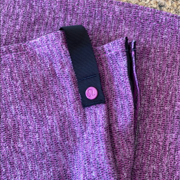 Lululemon Vinyasa Scarf - Picture 2 of 6